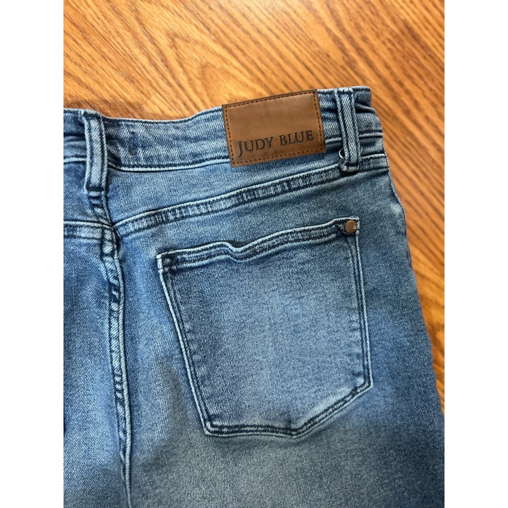 Judy Blue Dad Jeans Distressed Med Wash Straight Leg Denim JB88859 MD Size 11/30 - Picture 4 of 5